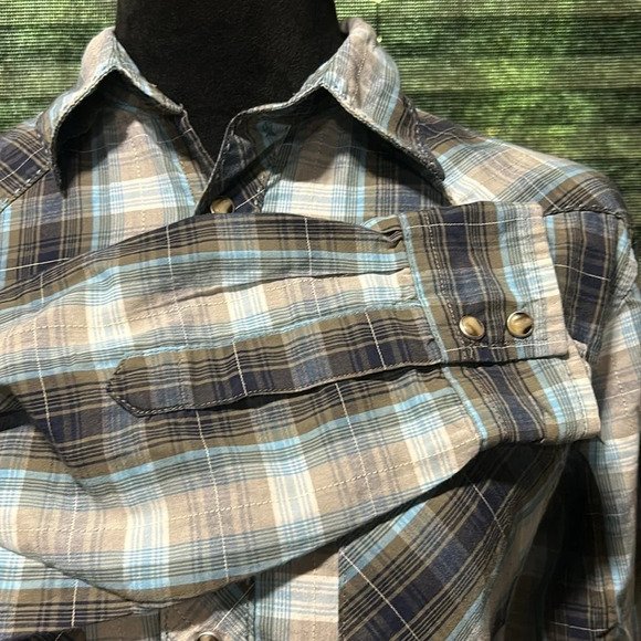 Wrangler Boys Western Plaid Pearl Snap Front‎ Long Sleeve Shirt Large - Picture 6 of 7